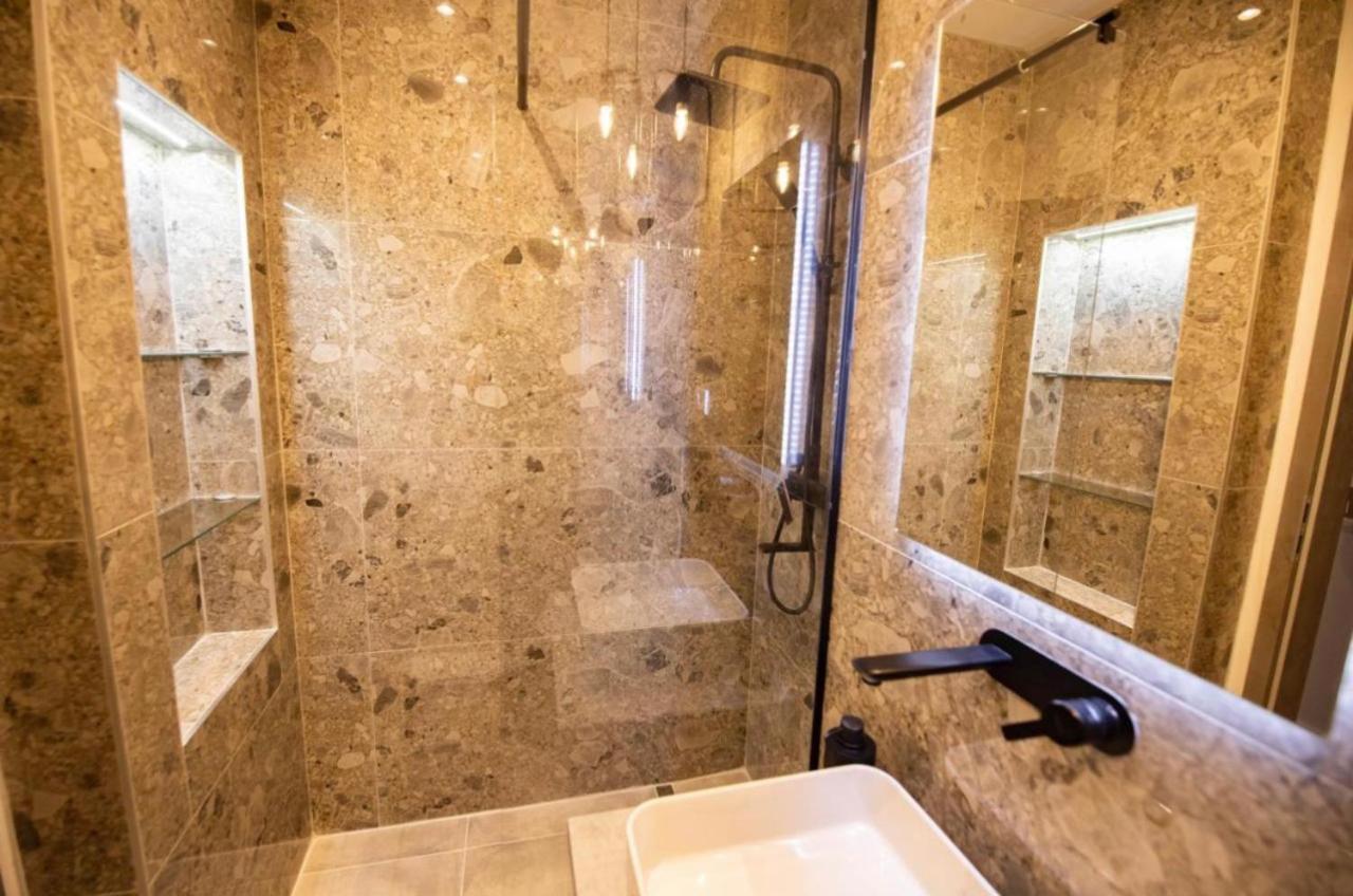 Casa Doner Rooms Craiova Exteriér fotografie